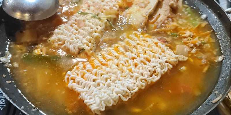 송림전마당